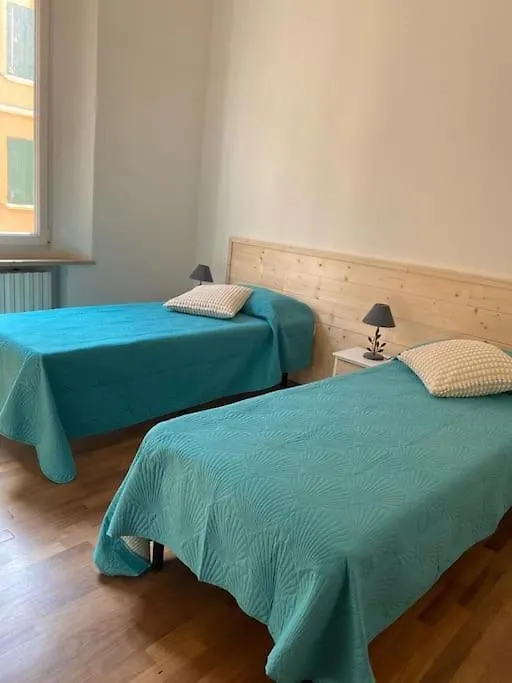 Appartement Appartamento Mercante In Fiera Bo Con Posto Auto Bologne Italie
